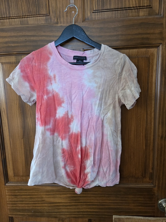 Sanctuary Tops - Sanctuary Pink and Beige Tie-Dye Knot Front Tee